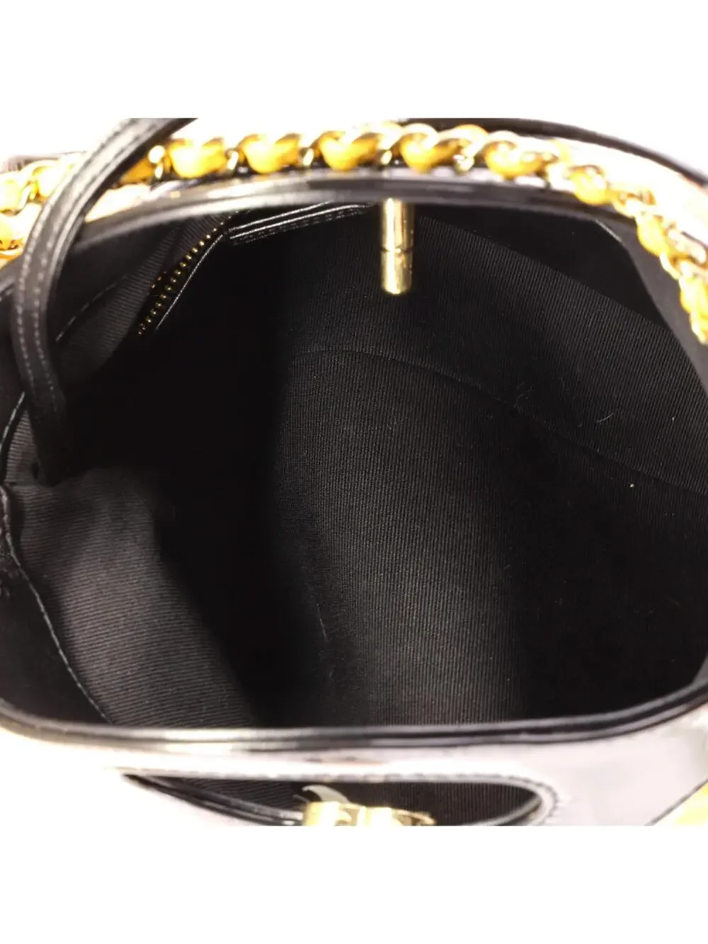 Chanel elevate your